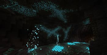 Wynncraft: Cyan flame screenshot