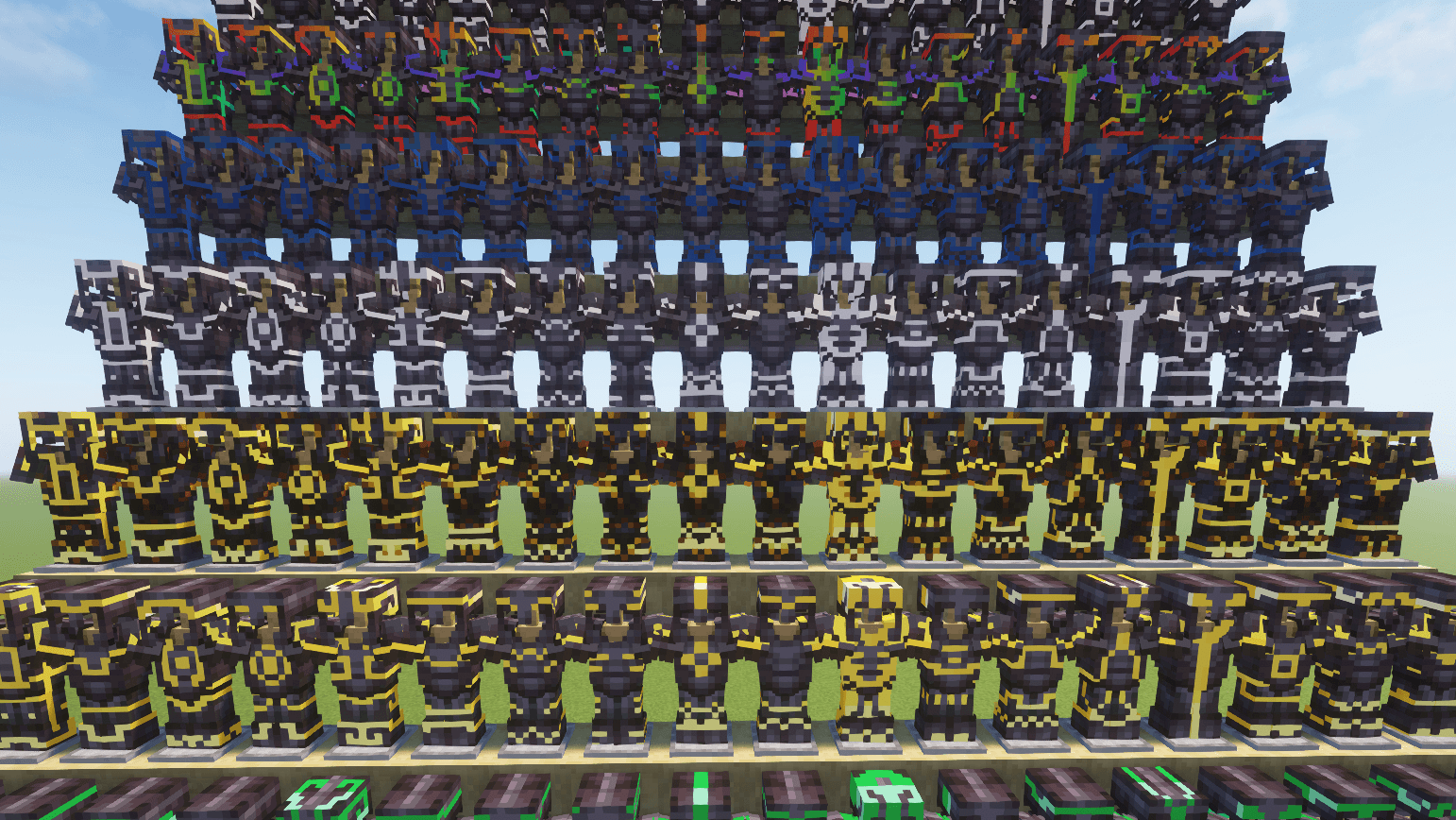 Glowing Trim Armors screenshot