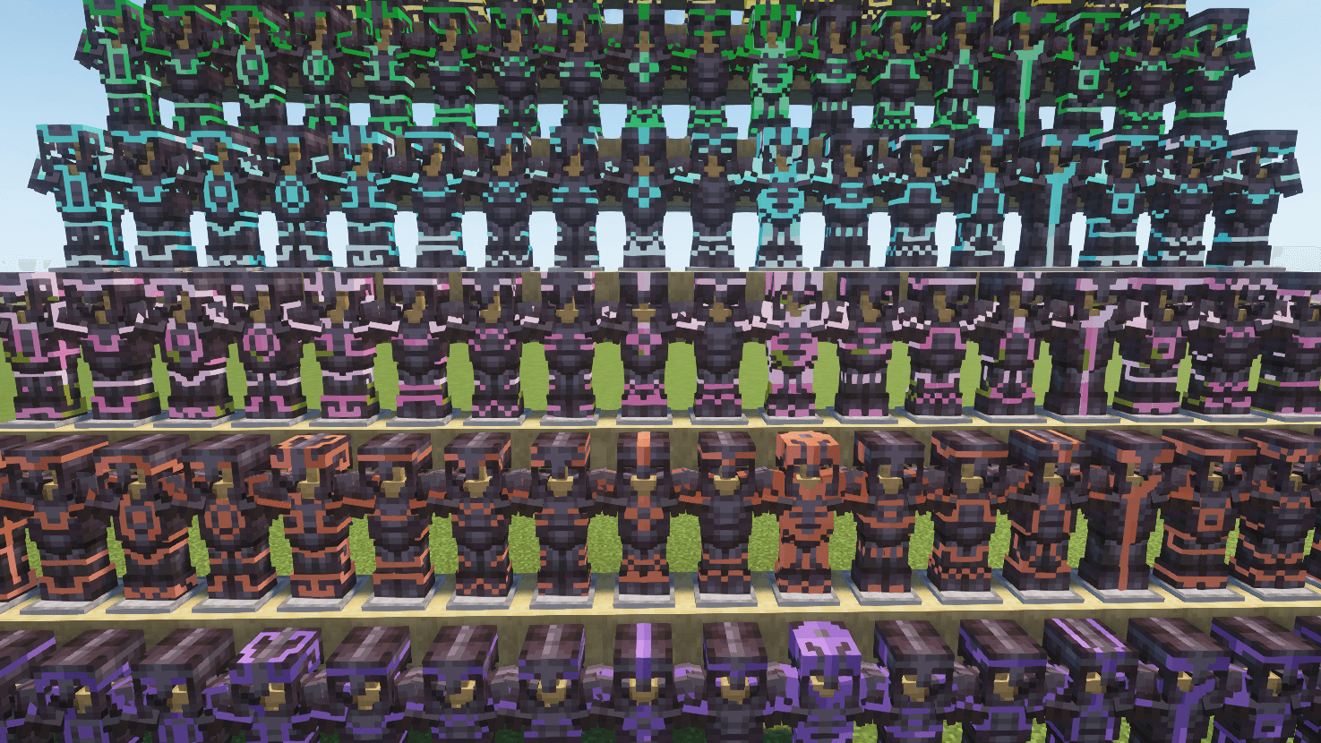 Glowing Trim Armors screenshot