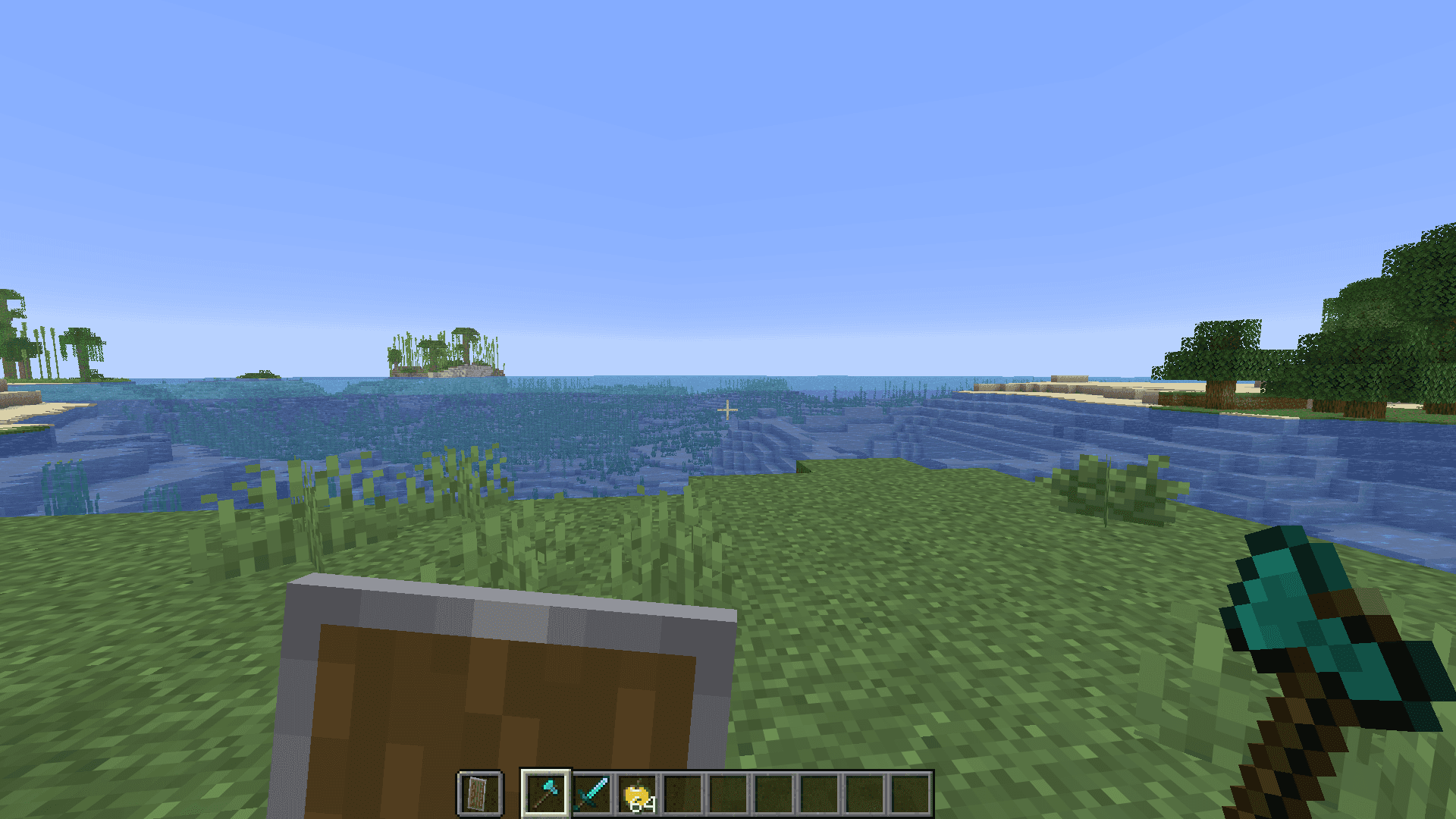 Small Held Items screenshot