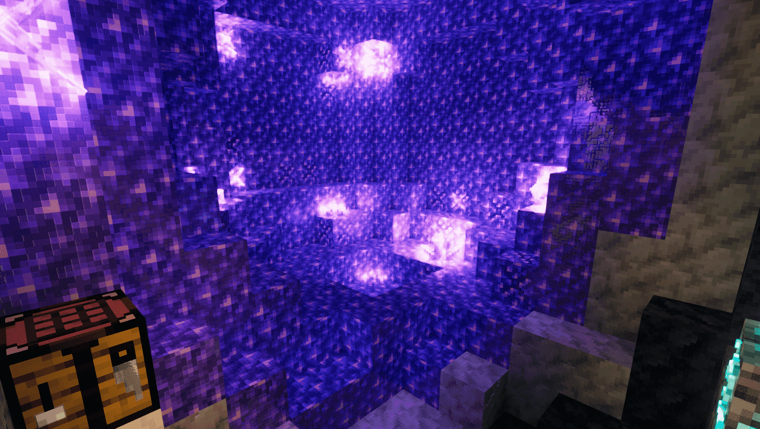 Patchy 128x PBR screenshot